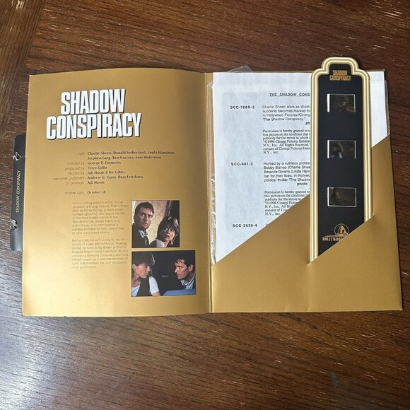 1997 Shadow Conspiracy Charlie Sheen Linda Hamilton Movie Stills Photos - Picture 4 of 6